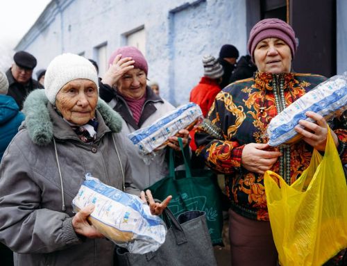 Residents of a village in Kherson region have received food kits and bread from the UN World Food Programme