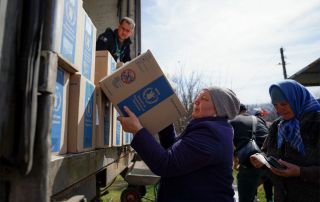 Видача продуктових наборів